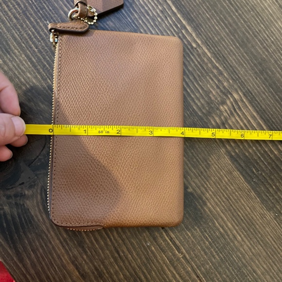 Coach corner zip wristlet saddle brown - Picture 4 of 4